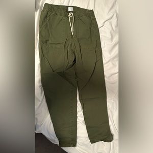 Time and Tru Women's High Rise Relaxed Fit Cropped pants